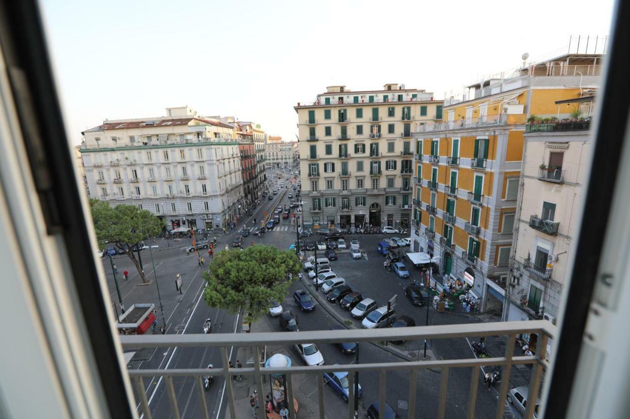 The Station Napoli Panzió Kültér fotó